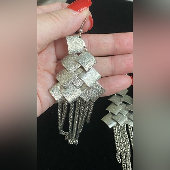 Cool 80’s Style Earrings - Picture 4 of 4